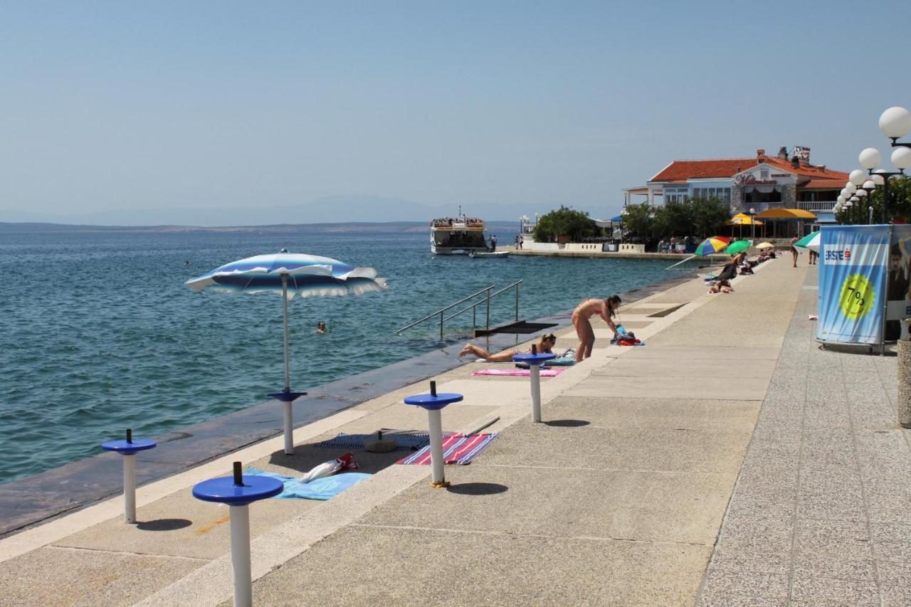 Apartments With A Parking Space Selce, Crikvenica - 5531 Esterno foto
