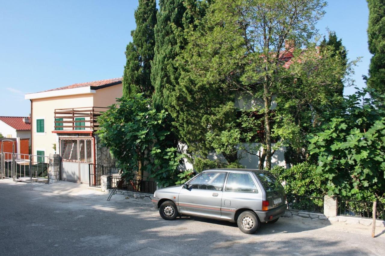 Apartments With A Parking Space Selce, Crikvenica - 5531 Esterno foto