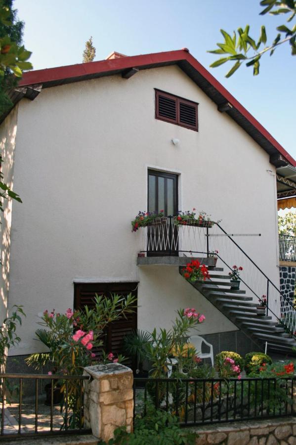 Apartments With A Parking Space Selce, Crikvenica - 5531 Esterno foto