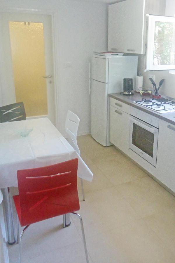 Apartments With A Parking Space Selce, Crikvenica - 5531 Esterno foto