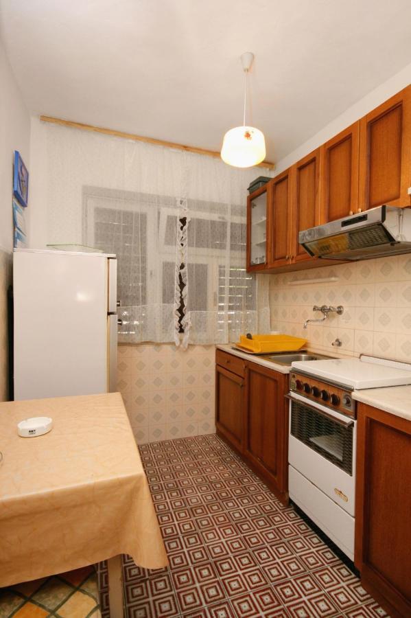 Apartments With A Parking Space Selce, Crikvenica - 5531 Esterno foto