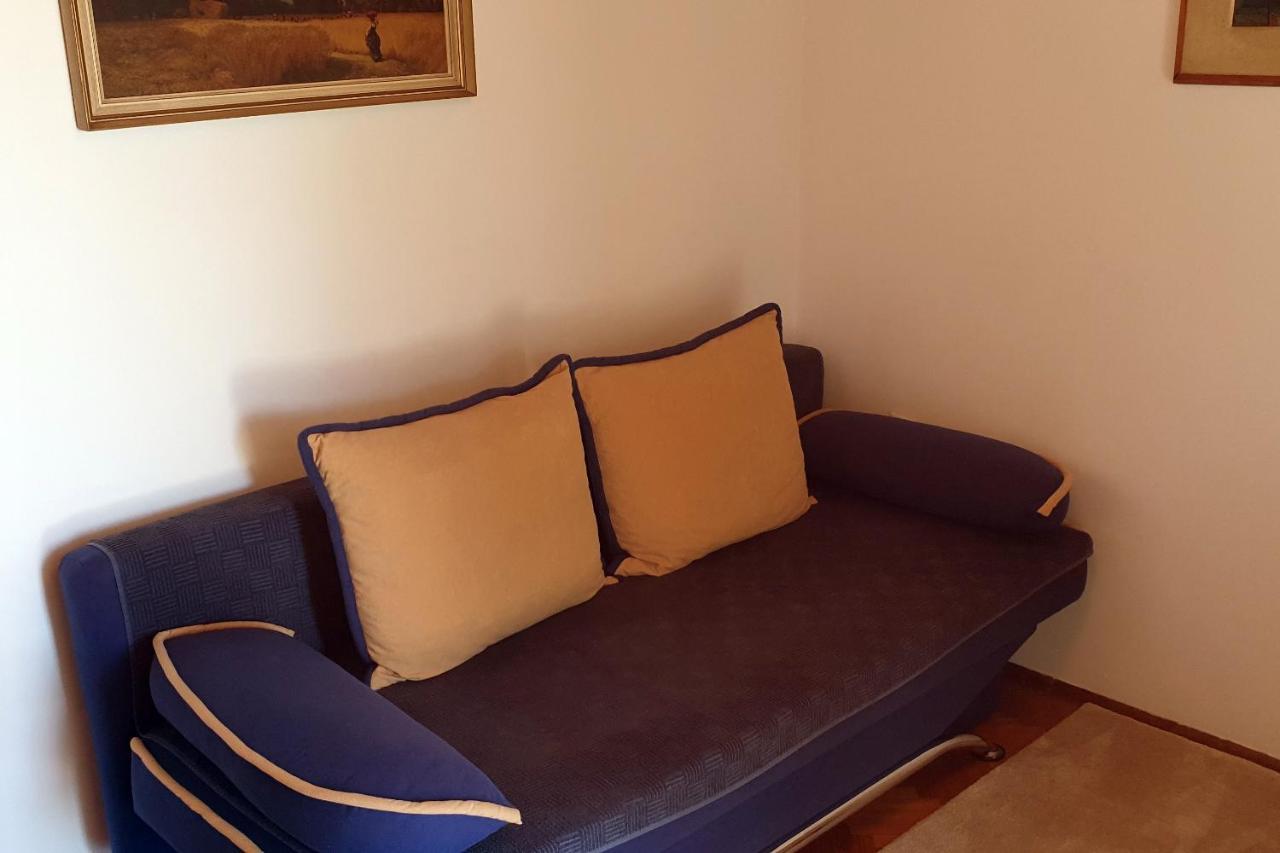 Apartments With A Parking Space Selce, Crikvenica - 5531 Esterno foto
