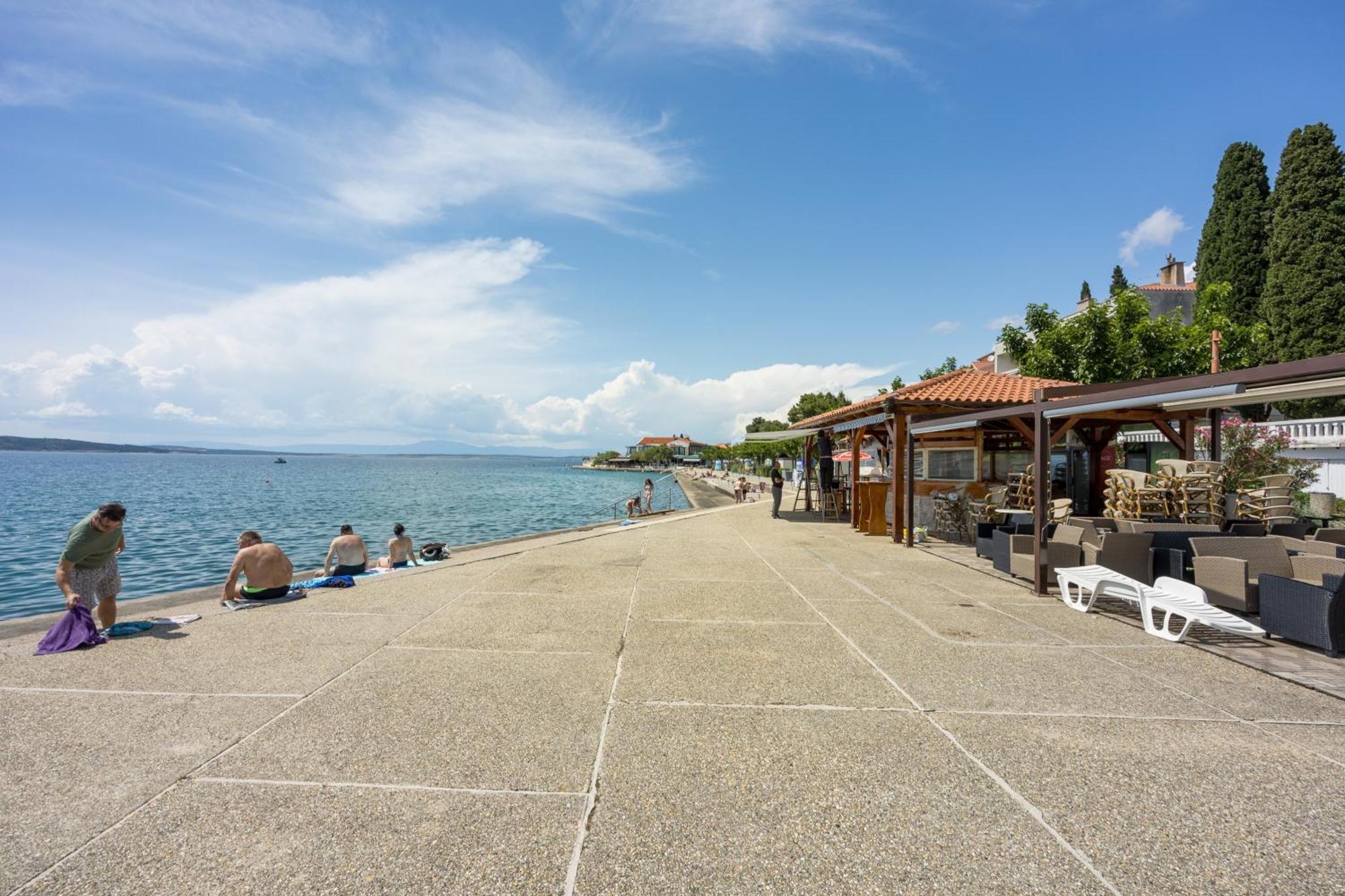 Apartments With A Parking Space Selce, Crikvenica - 5531 Esterno foto